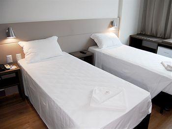 Hotel Valerim / Navegantes